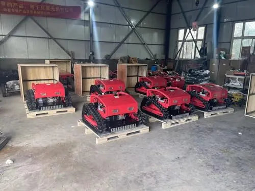 FALE-JU Remote Control Crawler Mower 60° Slope Capability Gas Electric Self-Charging Hybrid (Cutting Width 55CM, Crawler, 7.5HP), red-black