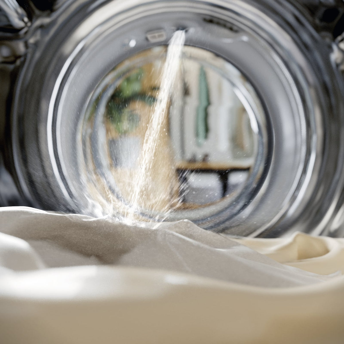Front Load Washing Machine 9kg 1600rpm Automatic Detergent Dosing WiFi White